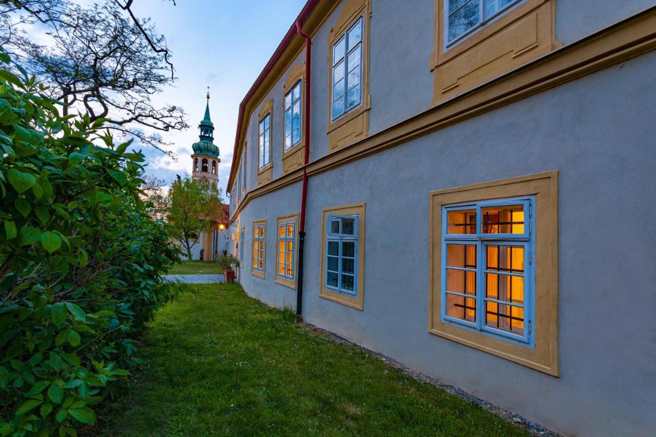 Loreta Hotel Прага Екстер'єр фото